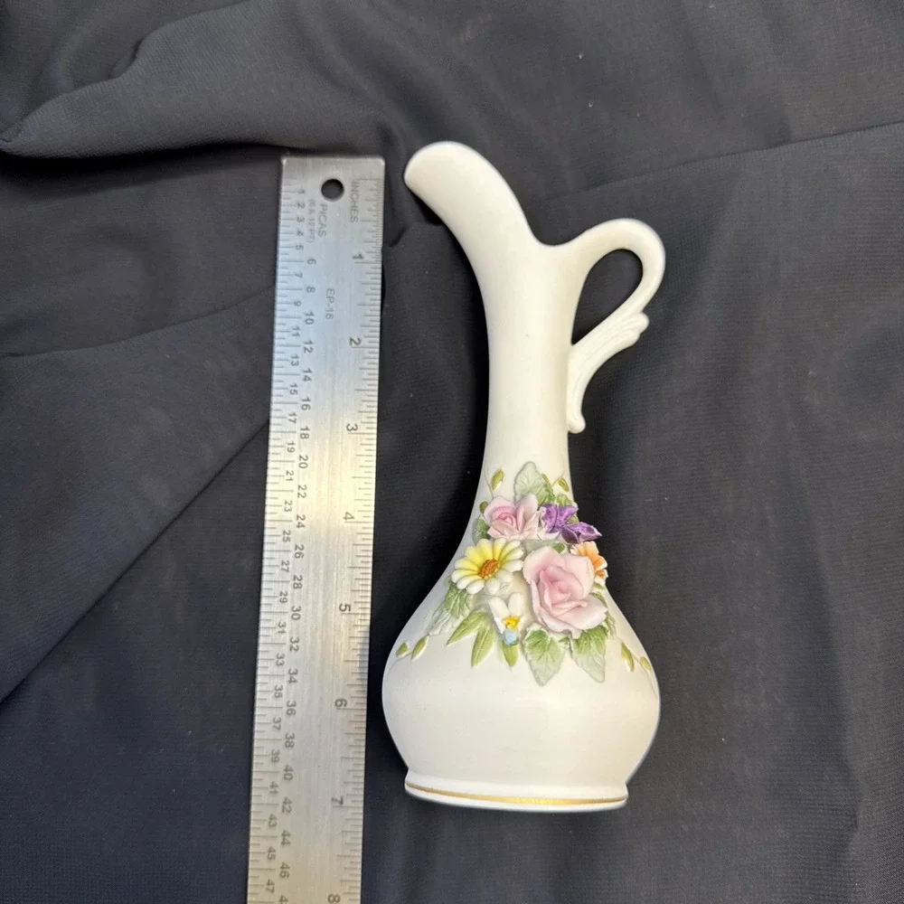 Vintage Exclusive Lefton China Floral Design‎ Mini 1 Handle Vase Made in Japan